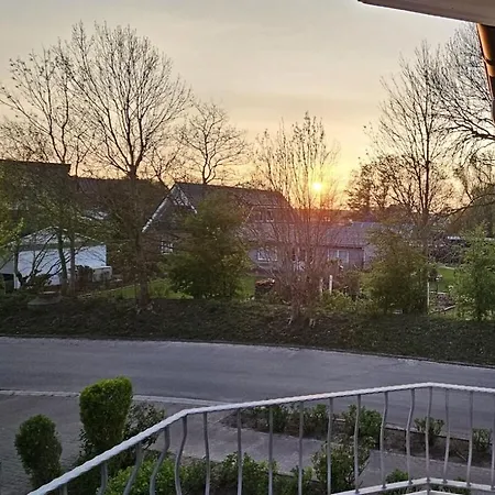With 2 Bedrooms Dorum-Neufeld