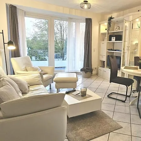 With 2 Bedrooms Dorum-Neufeld